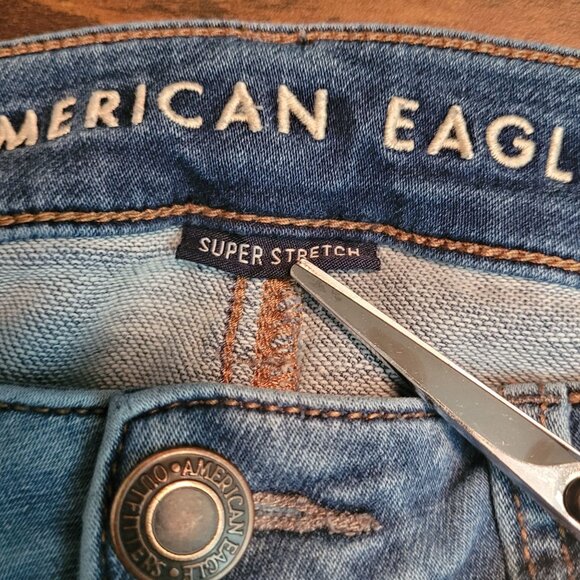 American Eagle Jeans 2 R Super Stretch Low Rise Jegging Ripped - Picture 7 of 13